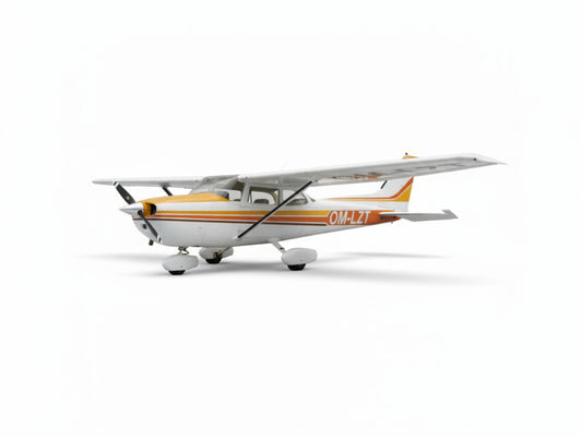 Fly the Cessna F172N